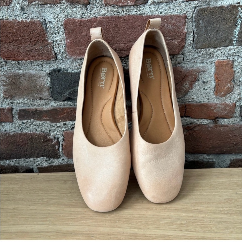 Born Cream Ballet Flats Elegant Slip-On